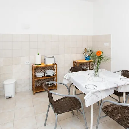 Guest house Letizia 3*